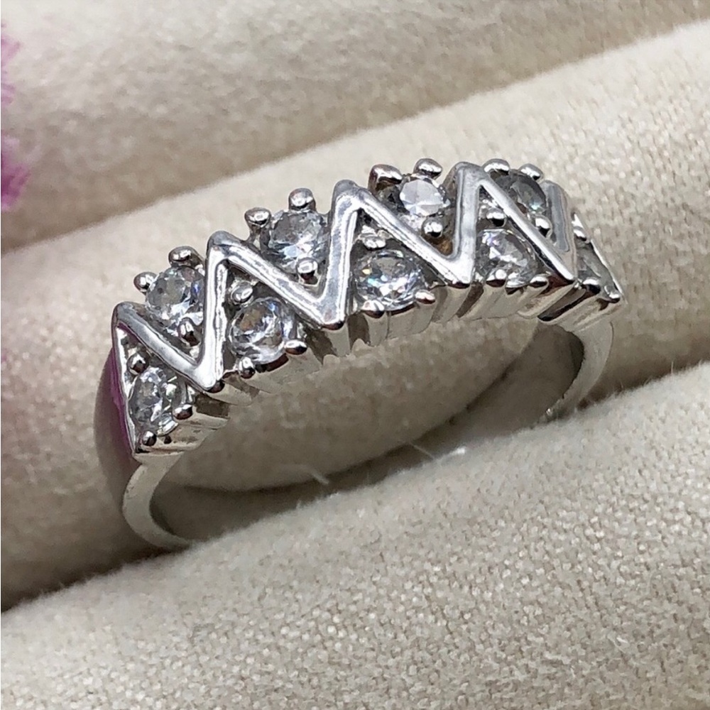 Zigzag Cubic Zirconia Wedding Band